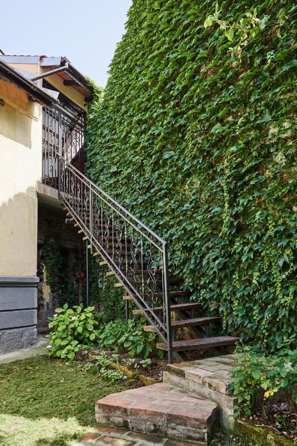 Apartman Rustik Belgrad Exteriör bild